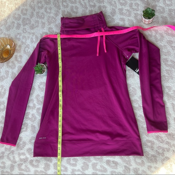 NWT NIKE PRO Dri-Fit Hyperwarm Series Side-Tie Pullover in Fuschia - Picture 5 of 8